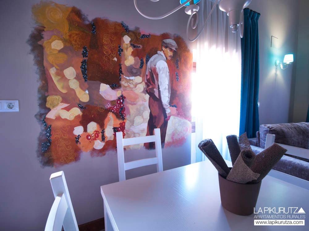 Apartamentos Rurales La Pikurutza Bernedo Esterno foto